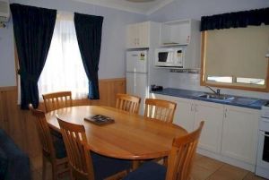 Pleasurelea Tourist Resort - Whitsundays Accommodation 0