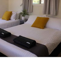 Mataranka Roadhouse and Cabins - Whitsundays Accommodation