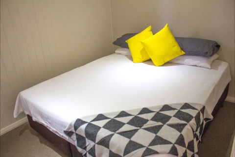 The Francis Retreat - Whitsundays Accommodation 5