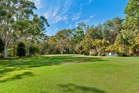 The Francis Retreat - Whitsundays Accommodation 8