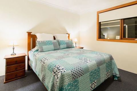 Alpine Edge Accommodation - Whitsundays Accommodation 1