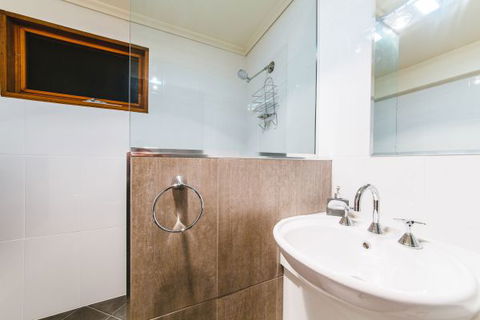 Alpine Edge Accommodation - Whitsundays Accommodation 3
