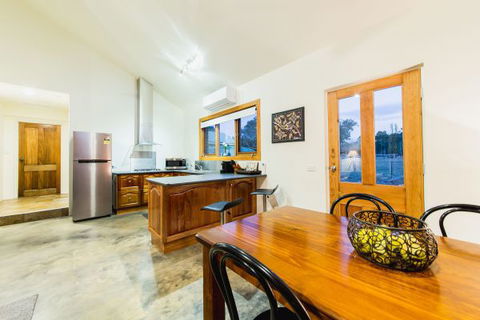 Alpine Edge Accommodation - Whitsundays Accommodation 4