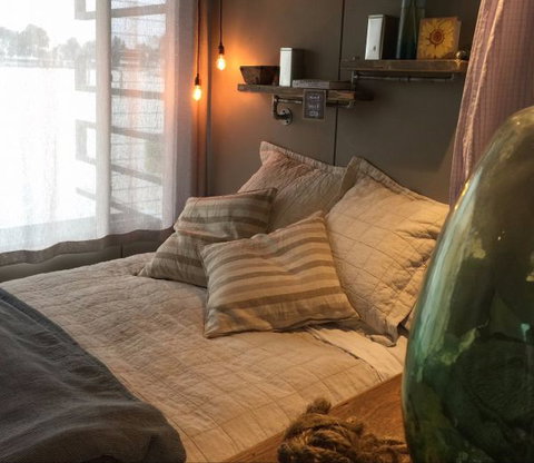 Bill's Boathouse - Whitsundays Accommodation 2