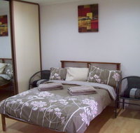 Potch  Colour - Whitsundays Accommodation