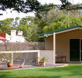 Shiralea Country Cottage - Whitsundays Accommodation