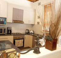 Anderl's Beach Cottage - Whitsundays Accommodation