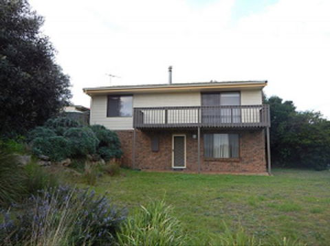 Fensom's Holiday Home - Whitsundays Accommodation 29