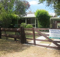 Grantham House  Pet Friendly Holiday Home - Whitsundays Accommodation