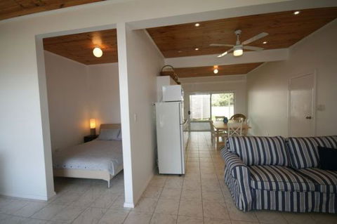 LJ Hooker Goolwa Holiday Rentals - 42 Underwood Avenue, Goolwa Beach - Whitsundays Accommodation 7