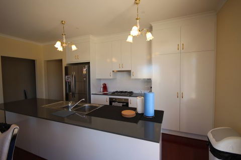 LJ Hooker Goolwa Holiday Rentals - 42 Underwood Avenue, Goolwa Beach - Whitsundays Accommodation 18
