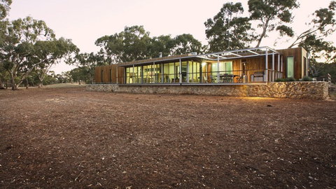 Willalooka Eco Lodge - Whitsundays Accommodation 0