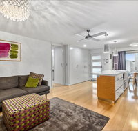 Mount Gambier Accommodation - Whitsundays Accommodation