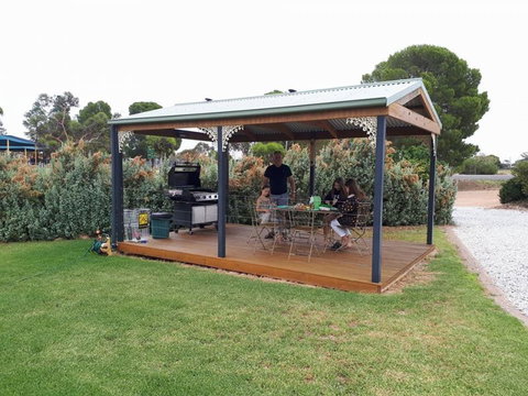 Morgan Colonial Motel - Whitsundays Accommodation 3