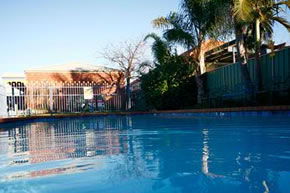 Best Western Burke And Wills Motor Inn - Whitsundays Accommodation 5