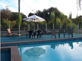 Cottonwood Motor Inn - Whitsundays Accommodation 1