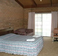 Bakery Park Motor Inn - Whitsundays Accommodation