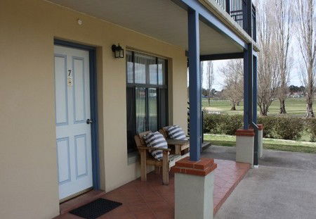 Elite Motor Inn - Whitsundays Accommodation 1