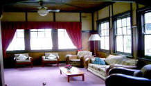 MM's Guesthouse - Whitsundays Accommodation 2