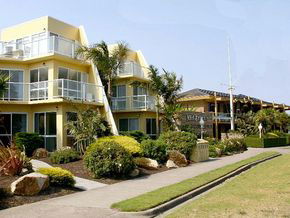 Abel Tasman Motor Inn & Apartments - Whitsundays Accommodation 0