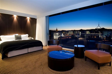 Hotel Realm - Whitsundays Accommodation 1