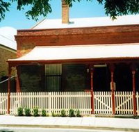 Heritage Cottage - Whitsundays Accommodation