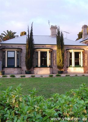 Lakeside Manor Yha - Whitsundays Accommodation 1