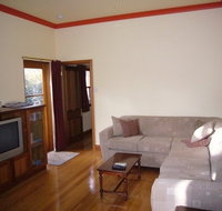 Rectory Cottage - Whitsundays Accommodation