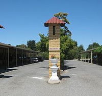 The Vineyards Motel - Whitsundays Accommodation