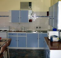 Tumby Bayside Holiday Units - Whitsundays Accommodation