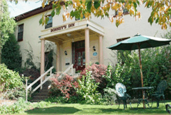 Bonney's Inn - Whitsundays Accommodation 1