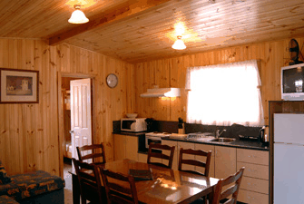 Captain James Cook Memorial Caravan Park - Whitsundays Accommodation 0