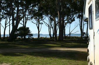 Captain James Cook Memorial Caravan Park - Whitsundays Accommodation 2