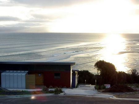 Freycinet Beach Apartments - Whitsundays Accommodation 0