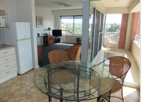 Newcastle Serviced Apartments - Whitsundays Accommodation 2