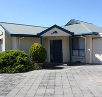 Robe Dolphin Court Apartments - Whitsundays Accommodation