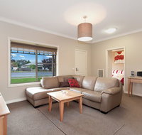 Hamilton Accommodation - Whitsundays Accommodation