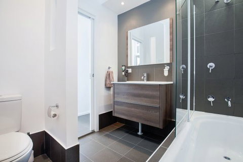 Arches Of Allendale Annexe - Whitsundays Accommodation 4