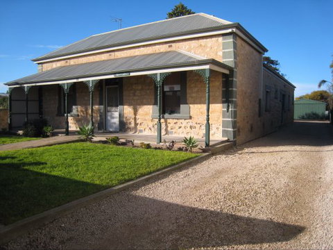 Kingfisher Lodge Edithburgh - Whitsundays Accommodation 0