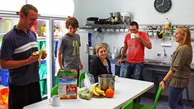 Adelaide Backpackers Inn - Whitsundays Accommodation 0