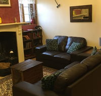 Conyngham Cottage Self Contained Accommodation - Whitsundays Accommodation
