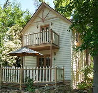 Aldgate Creek Cottage Bed and Breakfast - Whitsundays Accommodation