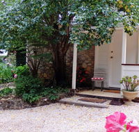 Harcourt Elms Bed and Breakfast - Whitsundays Accommodation