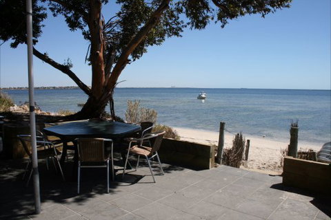 Undercurrent - Whitsundays Accommodation 0