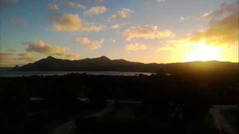 Bay View House - Whitsundays Accommodation 1