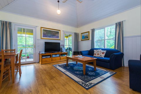 Bendigo Cottages Bed And Breakfast - Whitsundays Accommodation 1