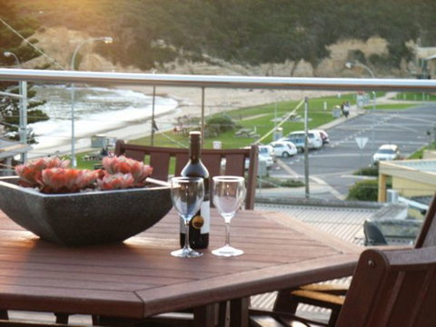 C-Deck Beach House Apartment - Whitsundays Accommodation 6