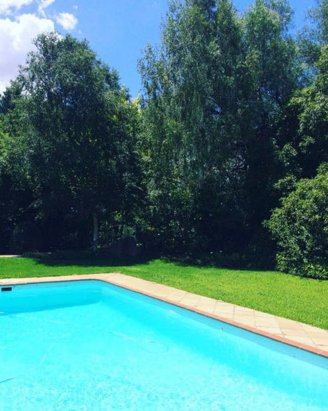 Clifton House And Gardens: Farm Stay Accommodation - Whitsundays Accommodation 2