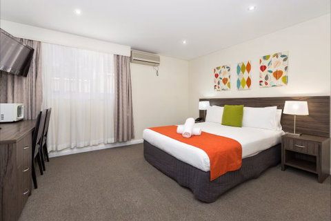 Comfort Inn Aden Mudgee - Whitsundays Accommodation 0