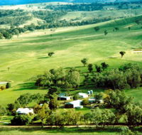 Daisyburn Homestead - Whitsundays Accommodation